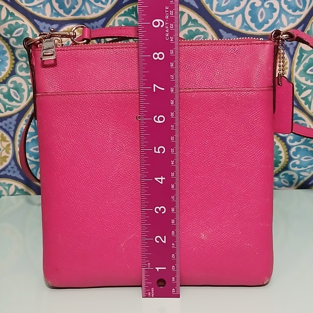 Coach Kitt Messenger Bag - Pink Pebbled Leather - Picture 14 of 15